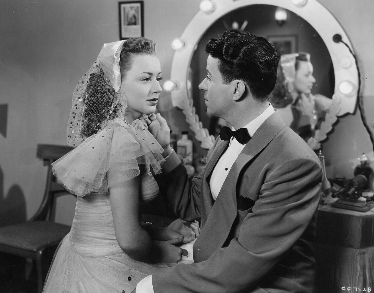 Anne Shirley And Dennis Day In Music In Manhattan, 1944