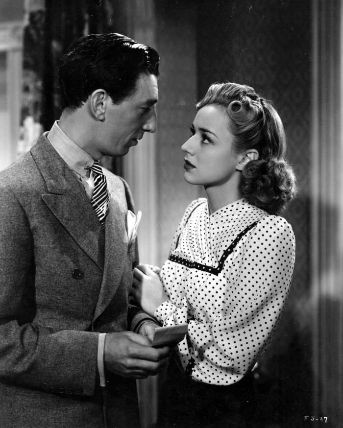 Anne Shirley And Ray Bolger In Four Jacks And A Jill, 1942