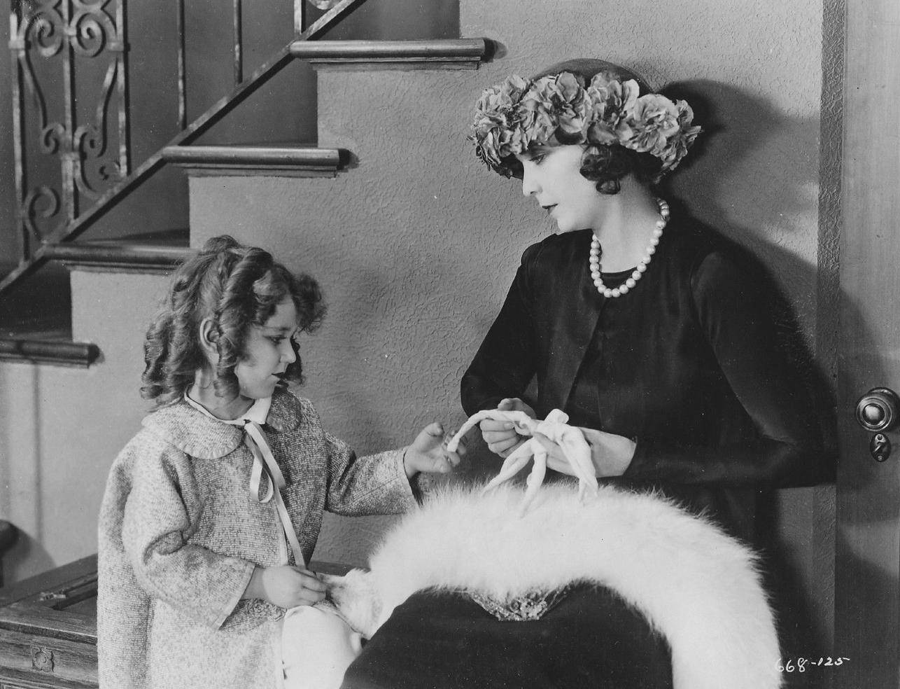 Anne Shirley And Zasu Pitts In The Fast Set, 1924