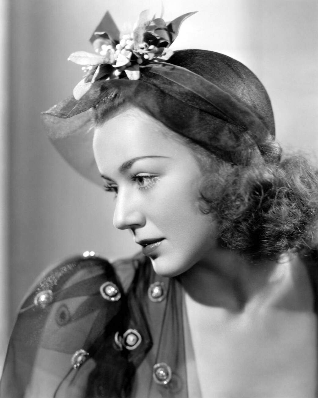 Anne Shirley: The Canadian Starlet who Conquered Hollywood