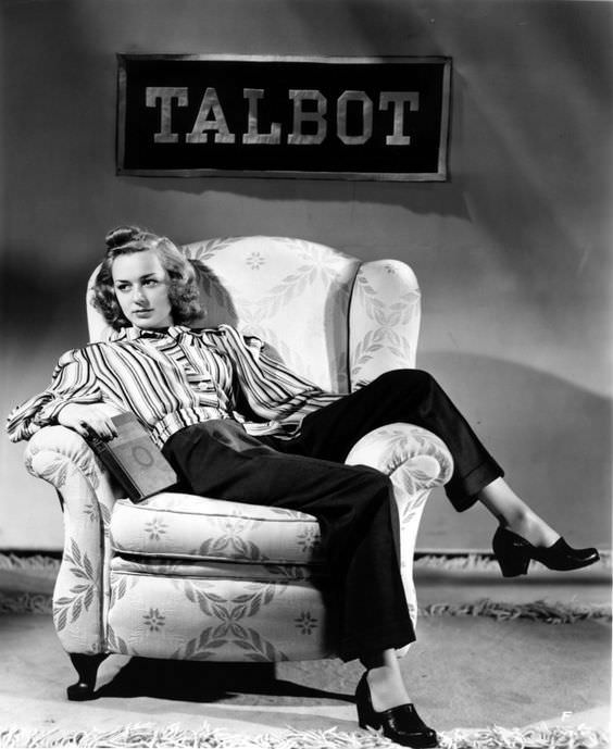 Anne Shirley In That “Girl From College, 1939”