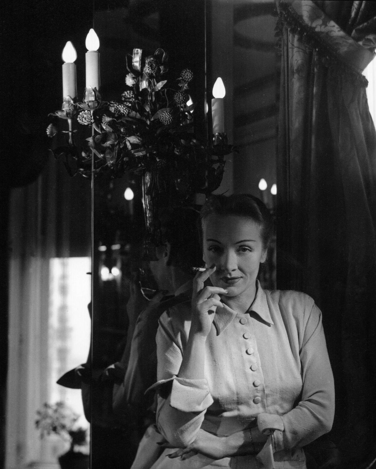Marlene Dietrich Poses For Portrait June 2, 1948 In New York City.