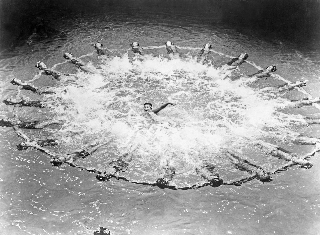 Esther Williams, 1944