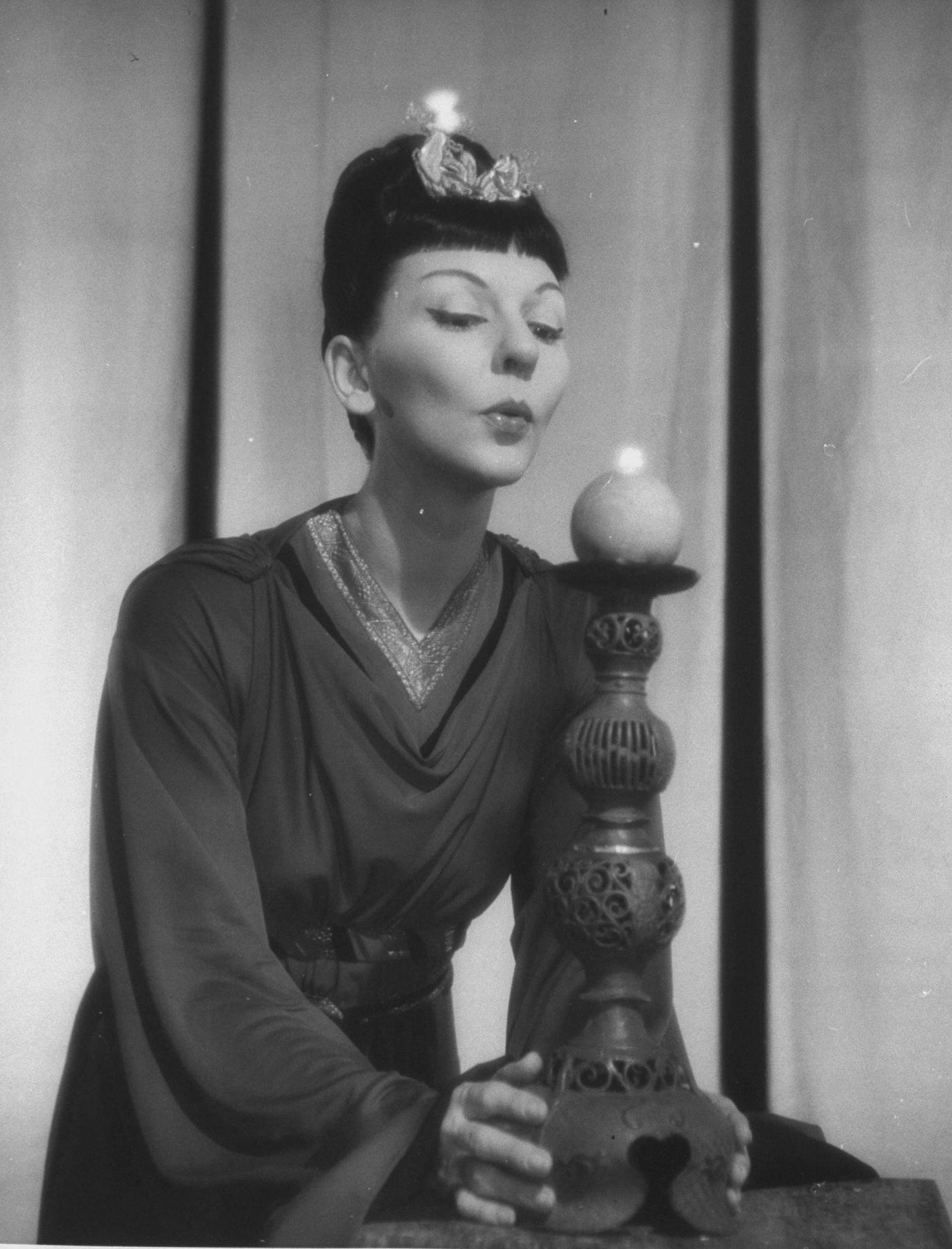 Mary Martin In Costume For Production Of The Lute Song.