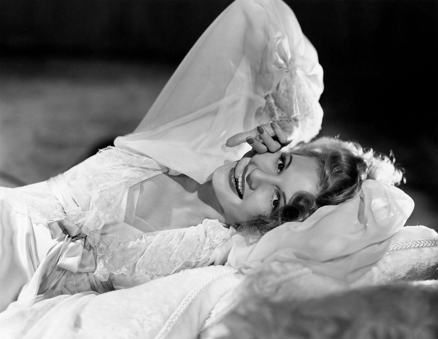 Mary Martin Around The Time Of Her Appearance In The 1941 Movie Kiss The Boys Goodbye.