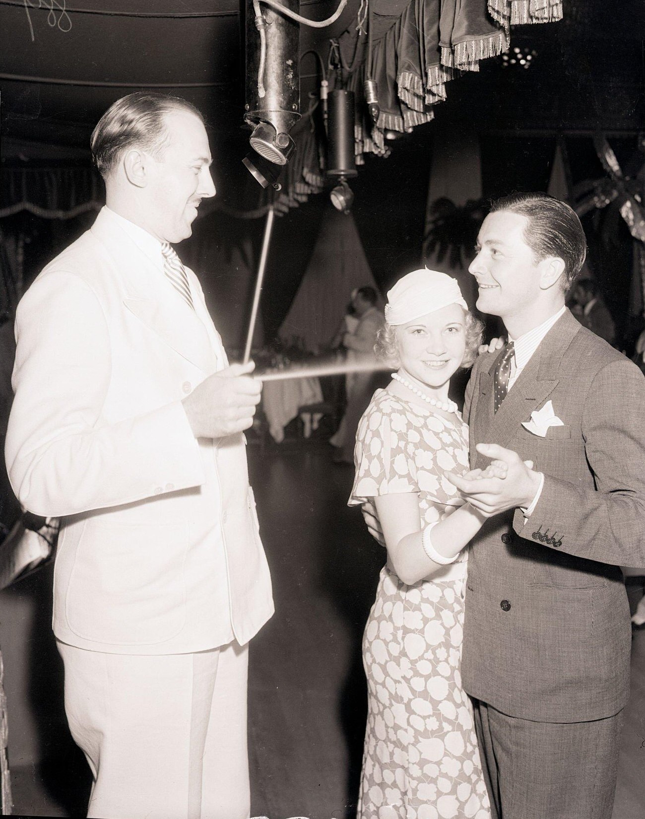 Robert Young Dancing With Una Merkel