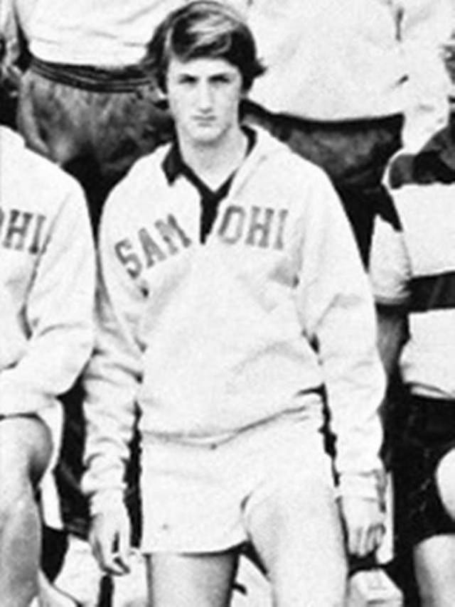 Sean Penn In His High School Sports Team