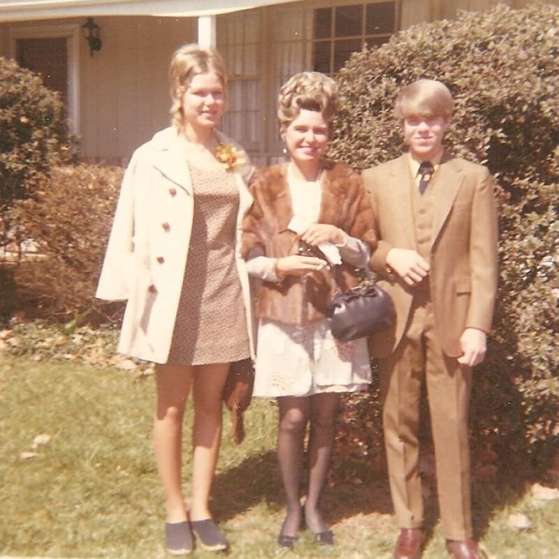 The Rise And Fall Of The Beehive Hairdo: A Fascinating Look At The Iconic 1960S Hairstyle