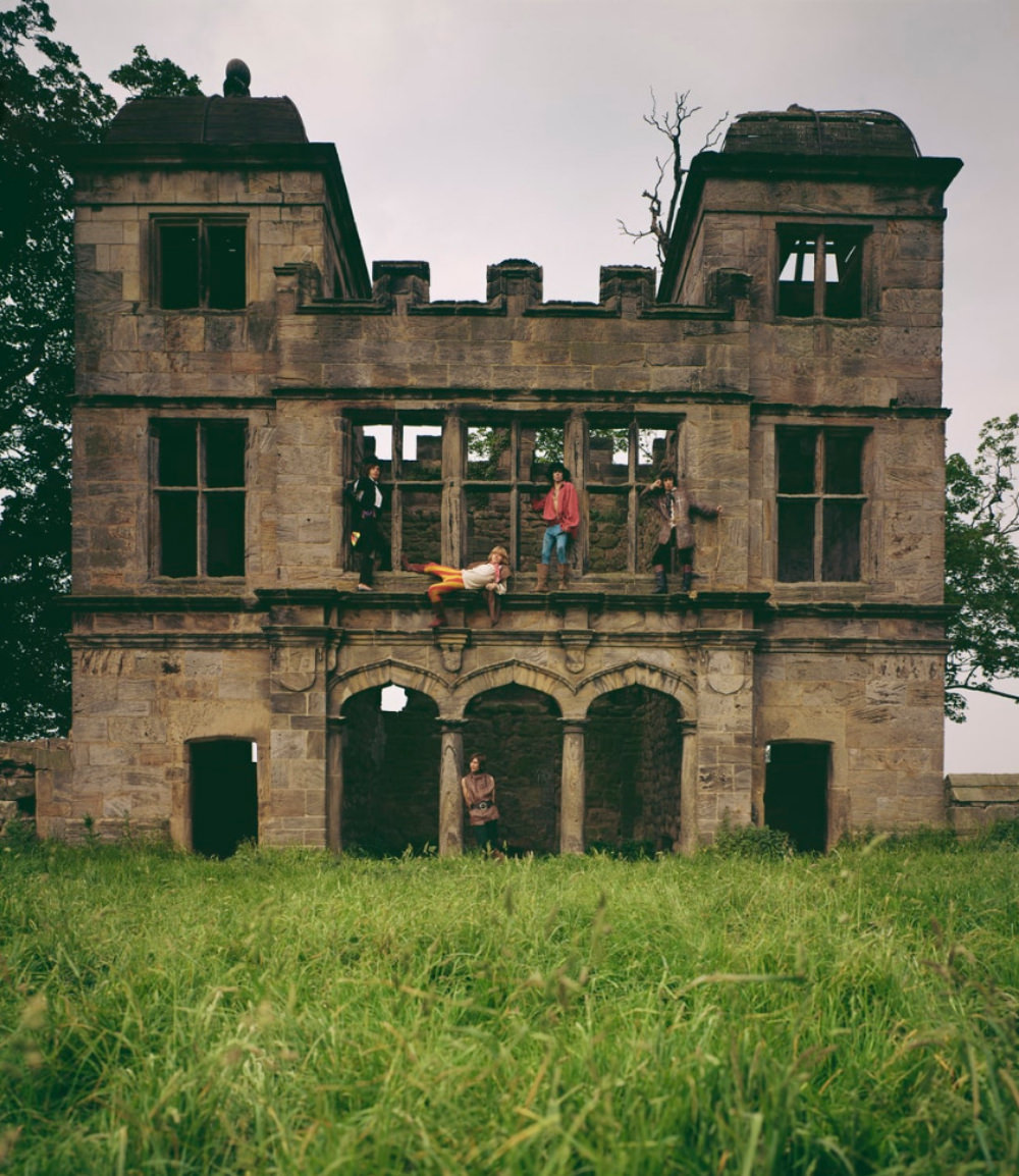 The Rolling Stones Get Raw And Rebellious For 'Beggars Banquet' Album Cover - See The Stunning Photos!