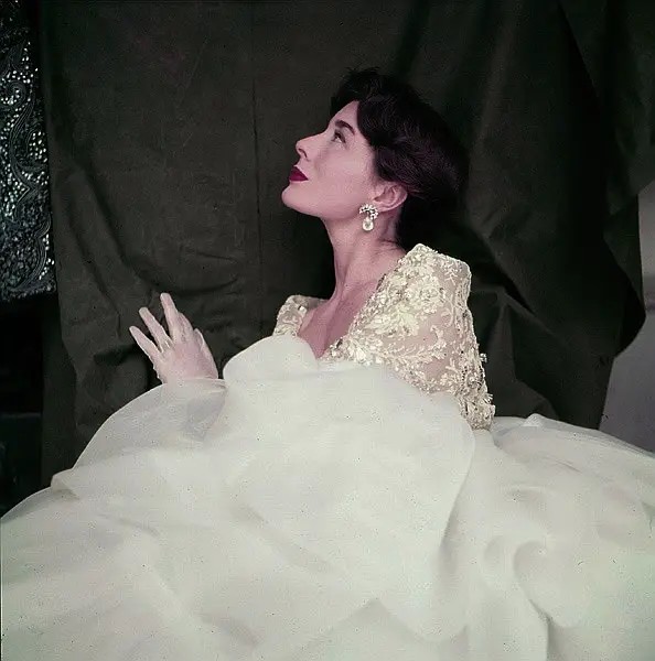 Bettina Graziani, April 1952