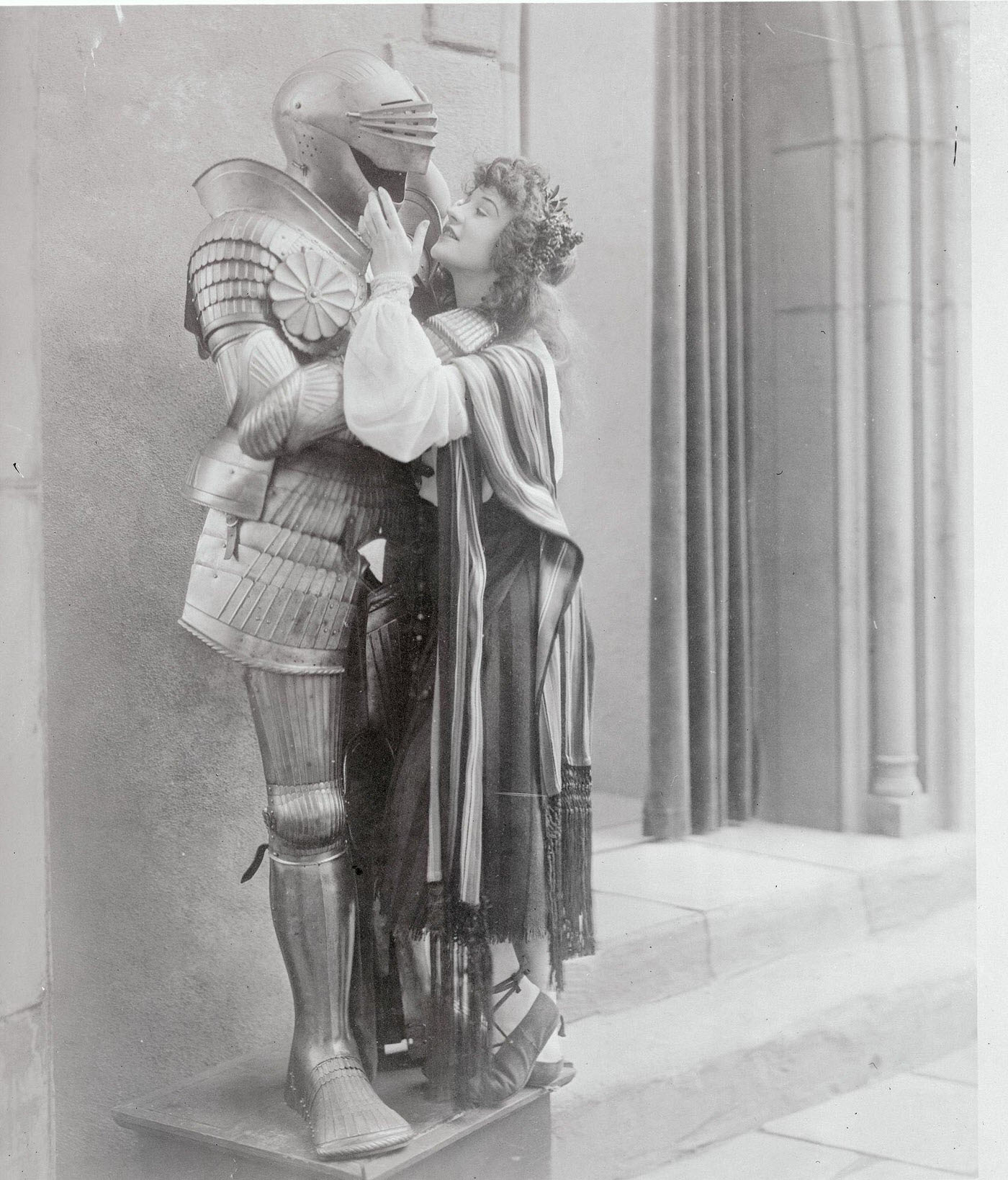 Betty Compson Tells Her Secret To A Suit Of Armor.