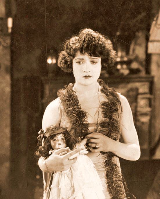 Betty Compson In The Fast Set, 1924