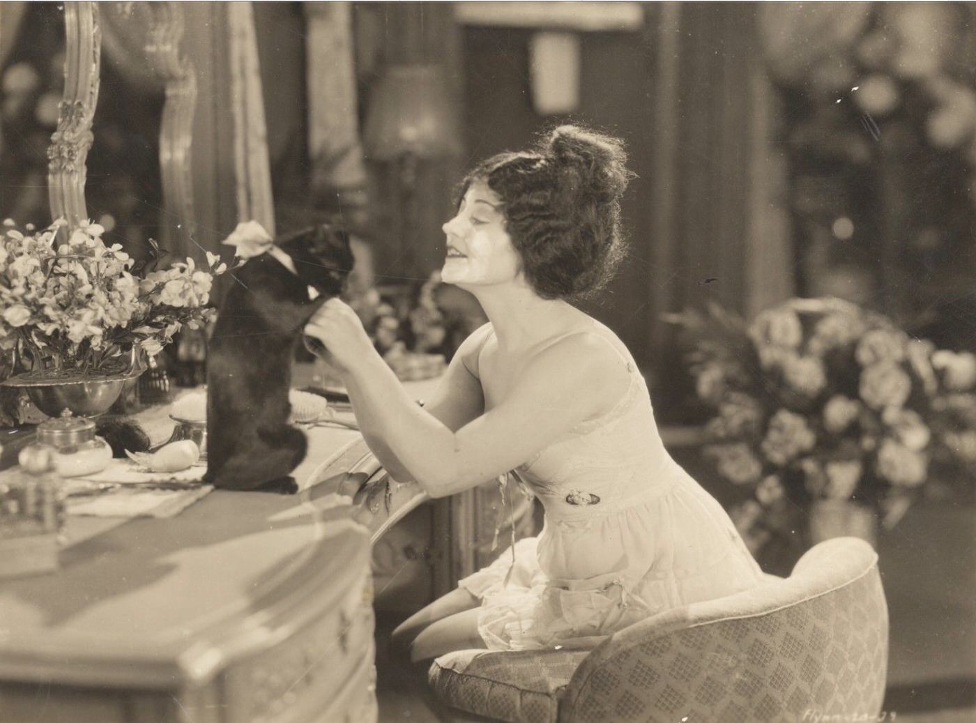Betty Compson In The Palace Of Pleasure, 1929