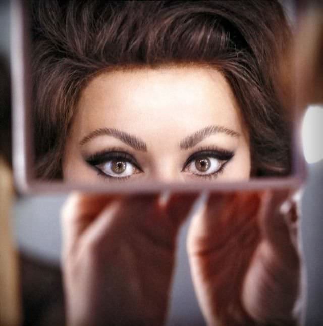 Sophia Loren Photographed By Chiara Samugheo, 1965