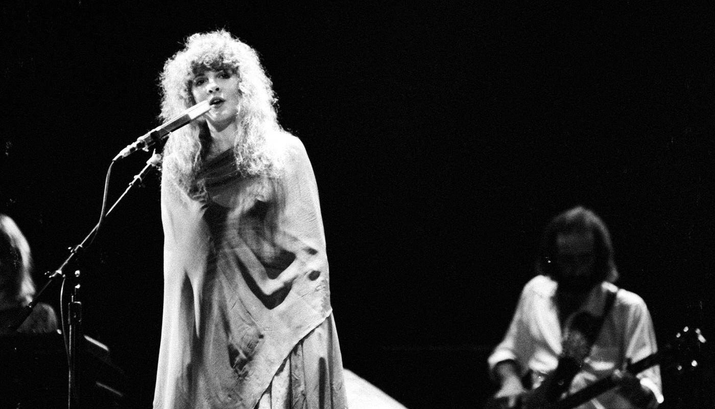 Stevie Nicks Onstage At The Los Angeles Forum,