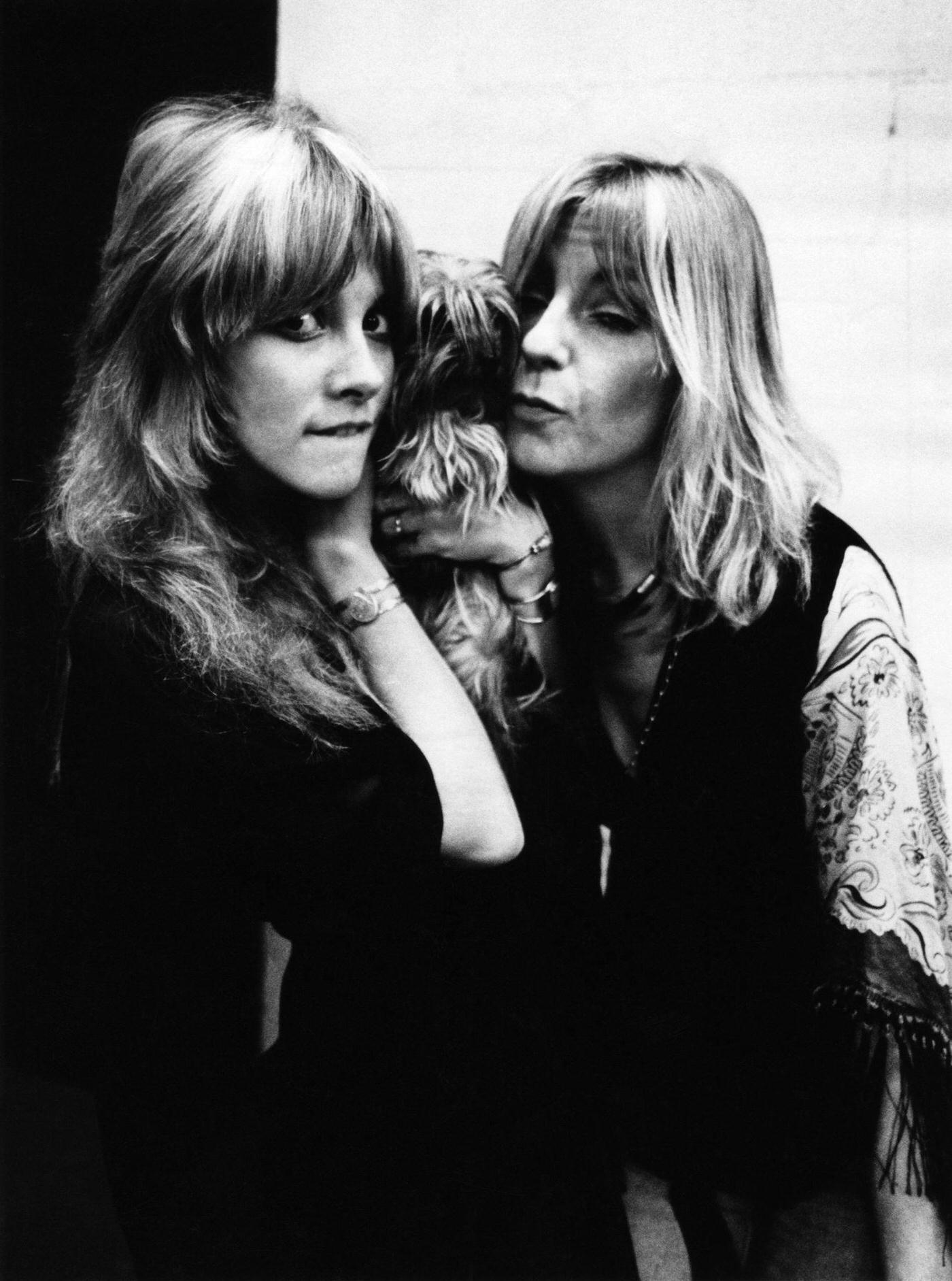 Christine Mcvie And Stevie Nicks In The Recording Studio