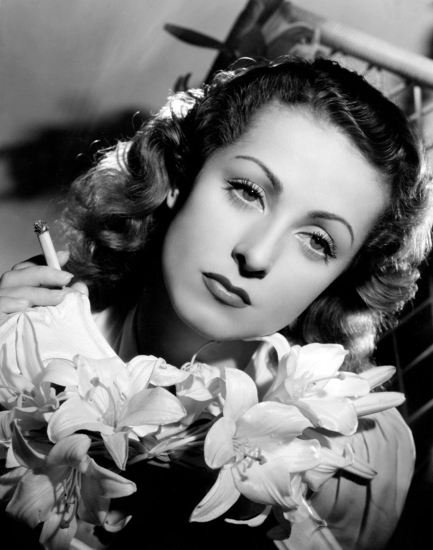 Danielle Darrieux On The Set Of Battement De Coeur