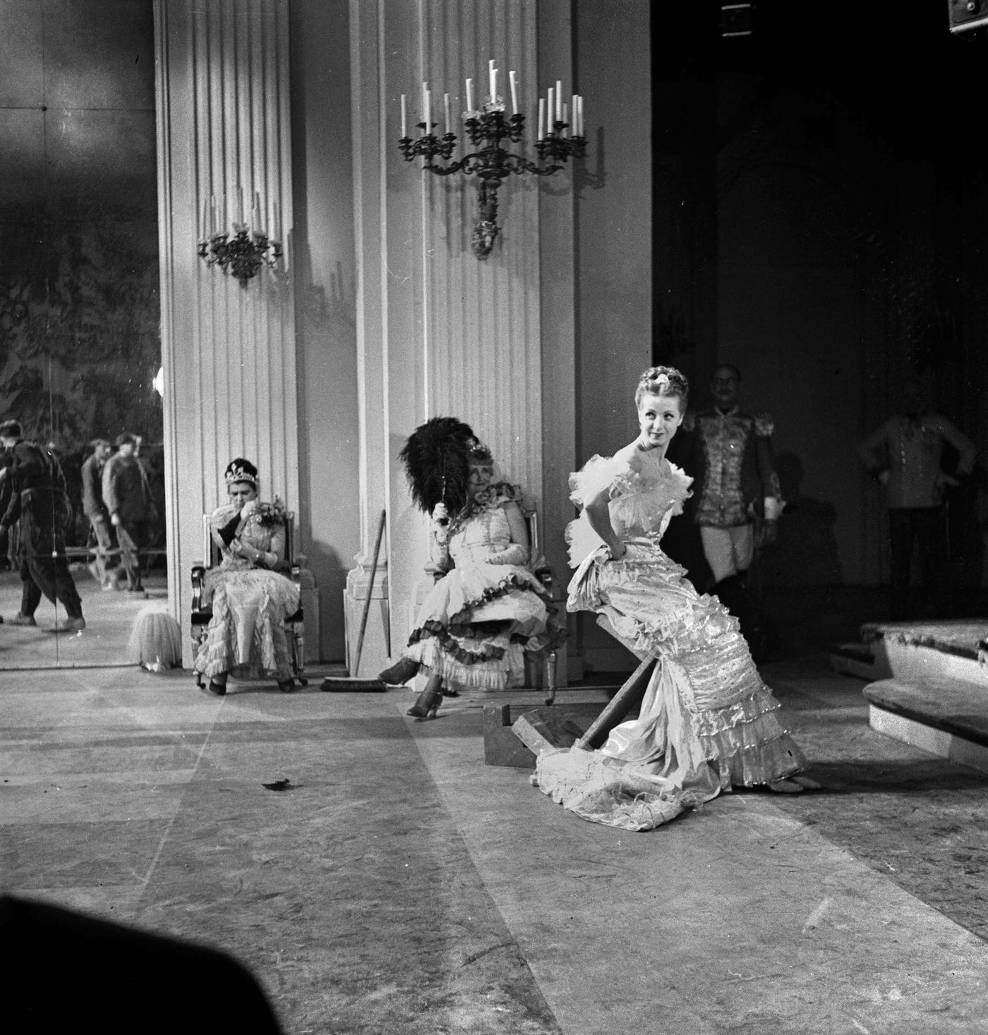 Danielle Darrieux On The Set Of 'Maryerling', 1935