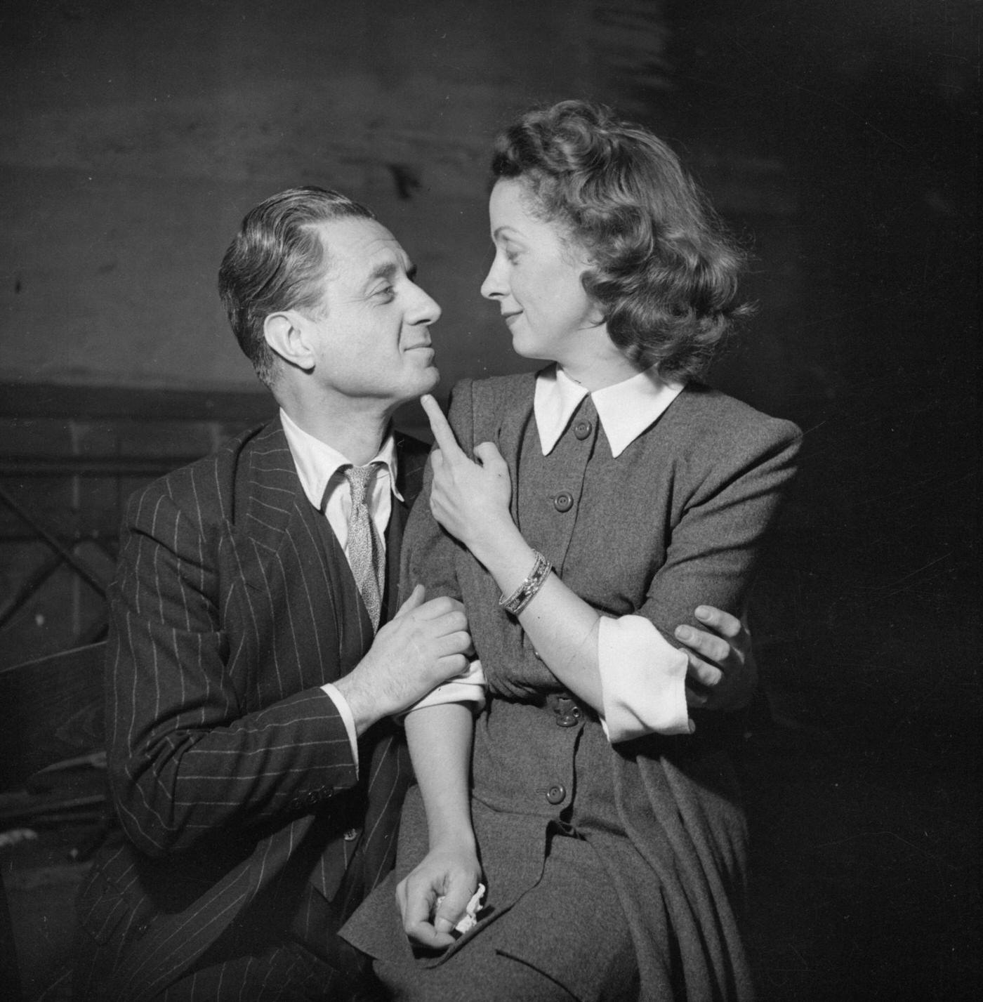 Danielle Darrieux And Claude Dauphin In &Amp;Quot;L'Amour Vient En Jouant&Amp;Quot;.