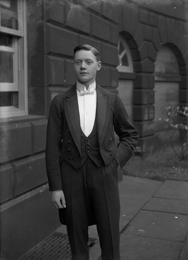 The Dapper Edwardians: A Look At The Fashionable Boys And Men Of The Early 20Th Century