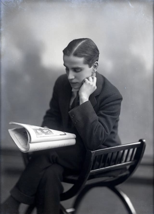 The Dapper Edwardians: A Look At The Fashionable Boys And Men Of The Early 20Th Century