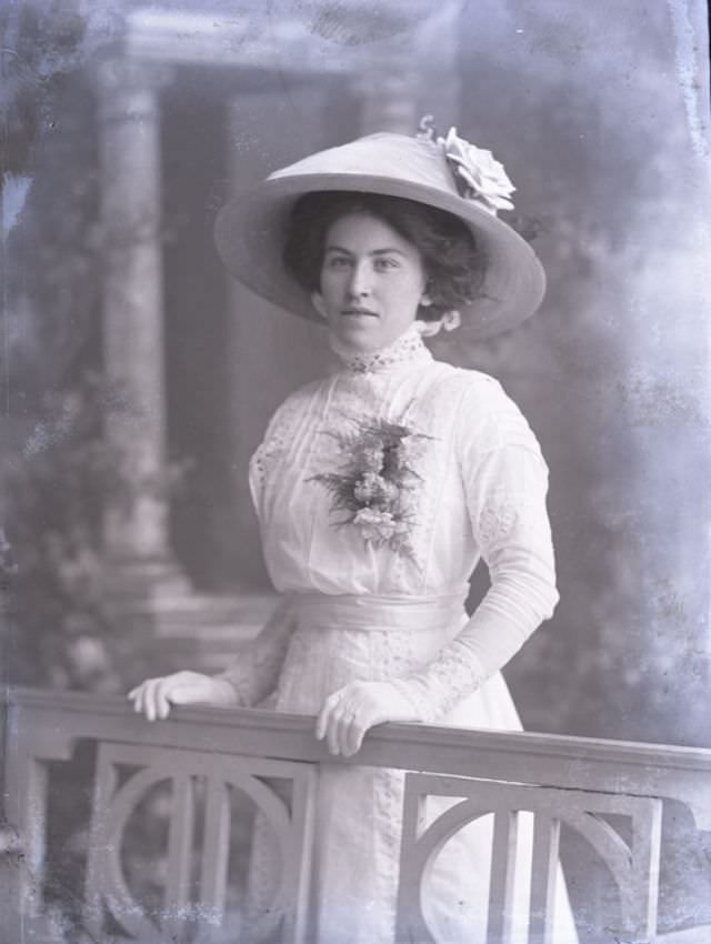 Miss Searle, October 7, 1911