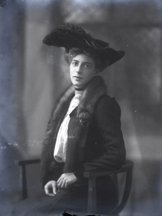 Miss Remmington, Circa 1900S