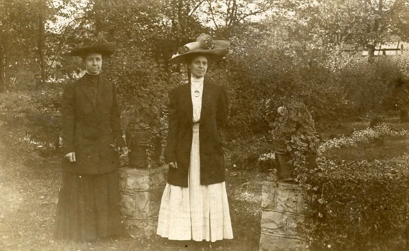 The Crowning Glory: The Extravagant Hat Fashion Of The Edwardian Era'S Women