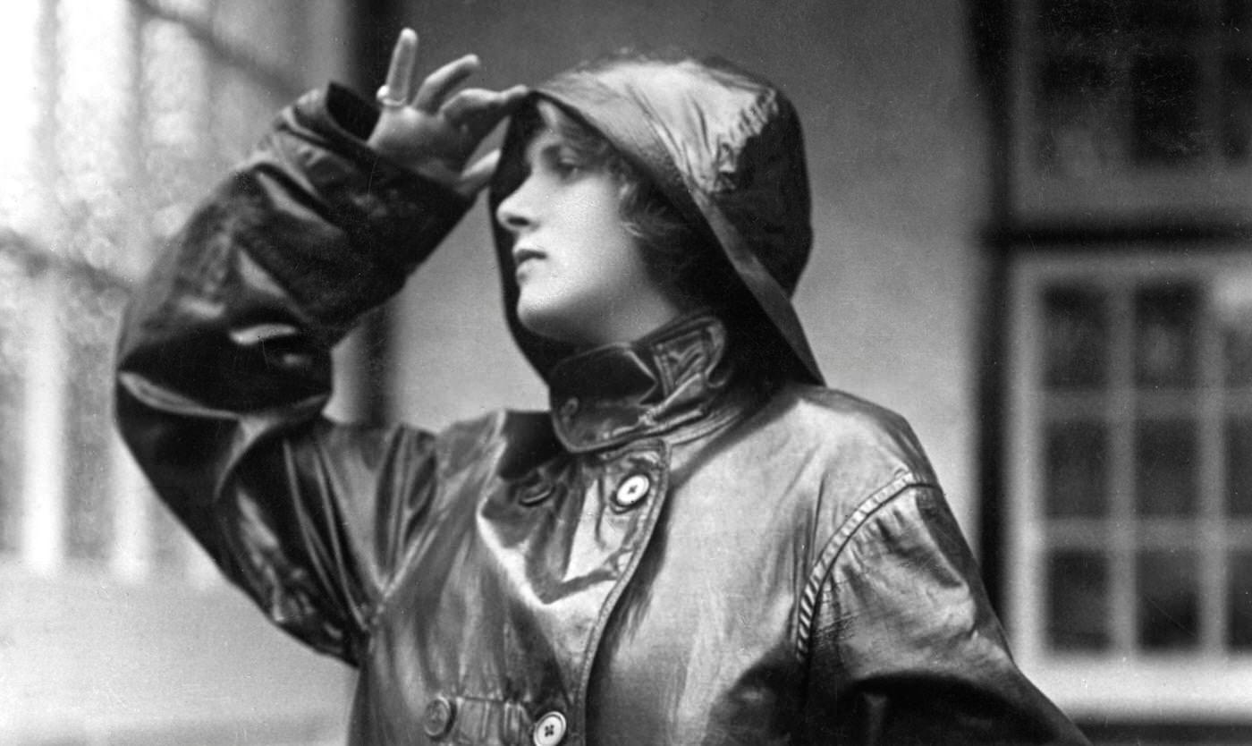 Gladys Cooper, 1900S