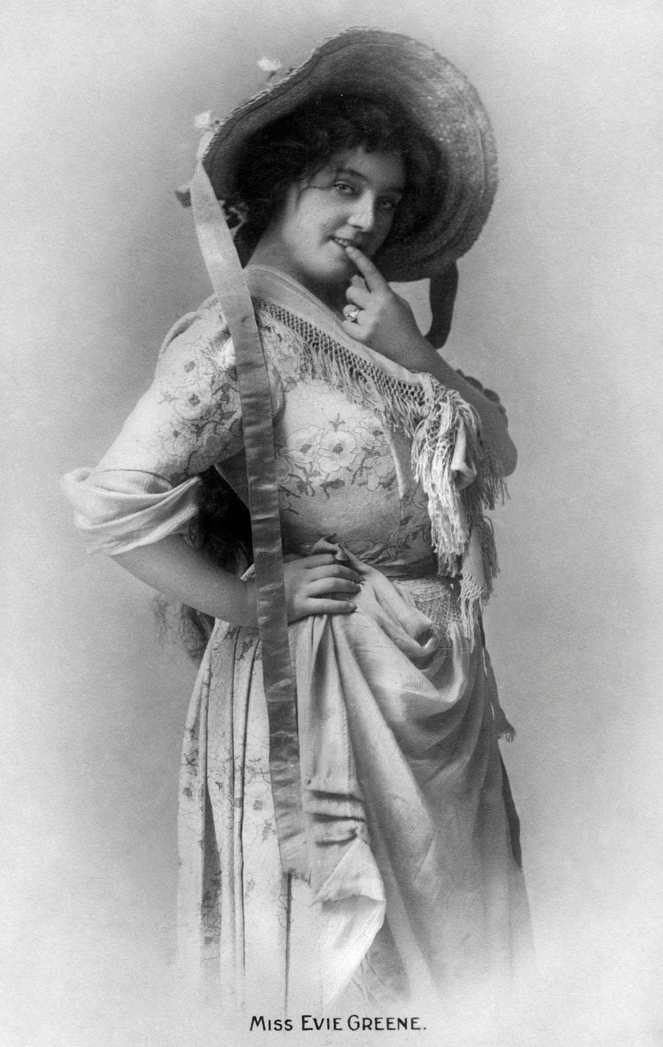 Evie, 1905