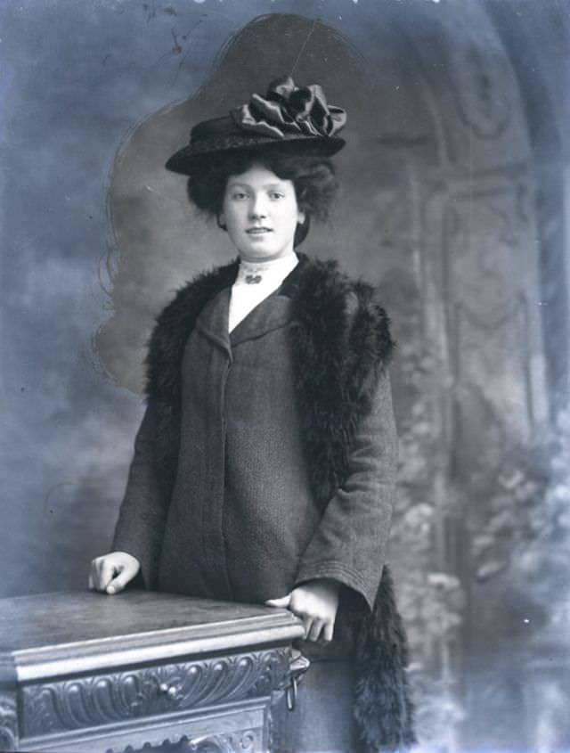 Miss Bridges, December 8, 1906