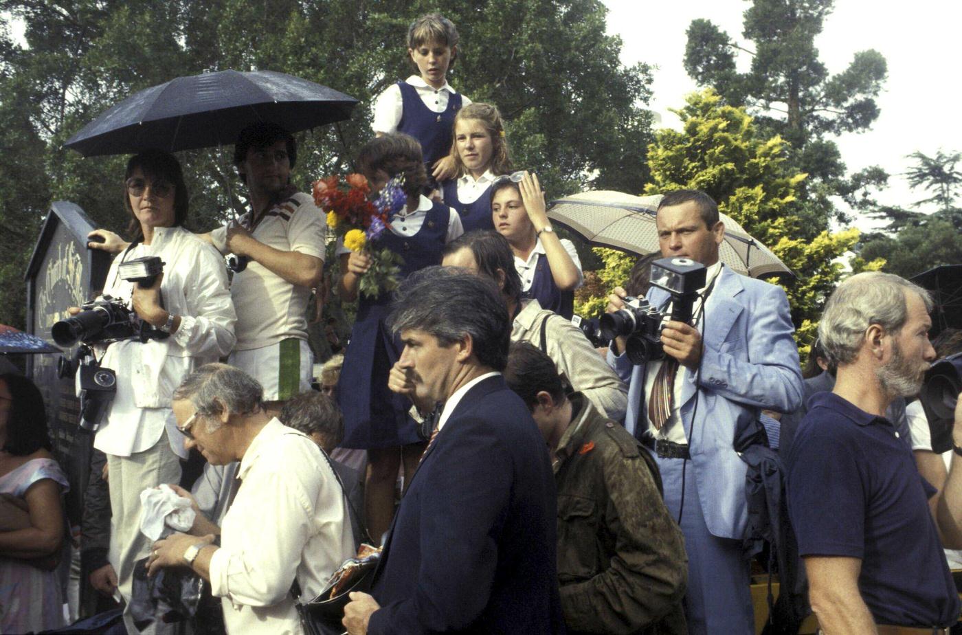 Crowd And Media Waiting Outside Saint Mark'S Church For Elton John And Renate Blauel.