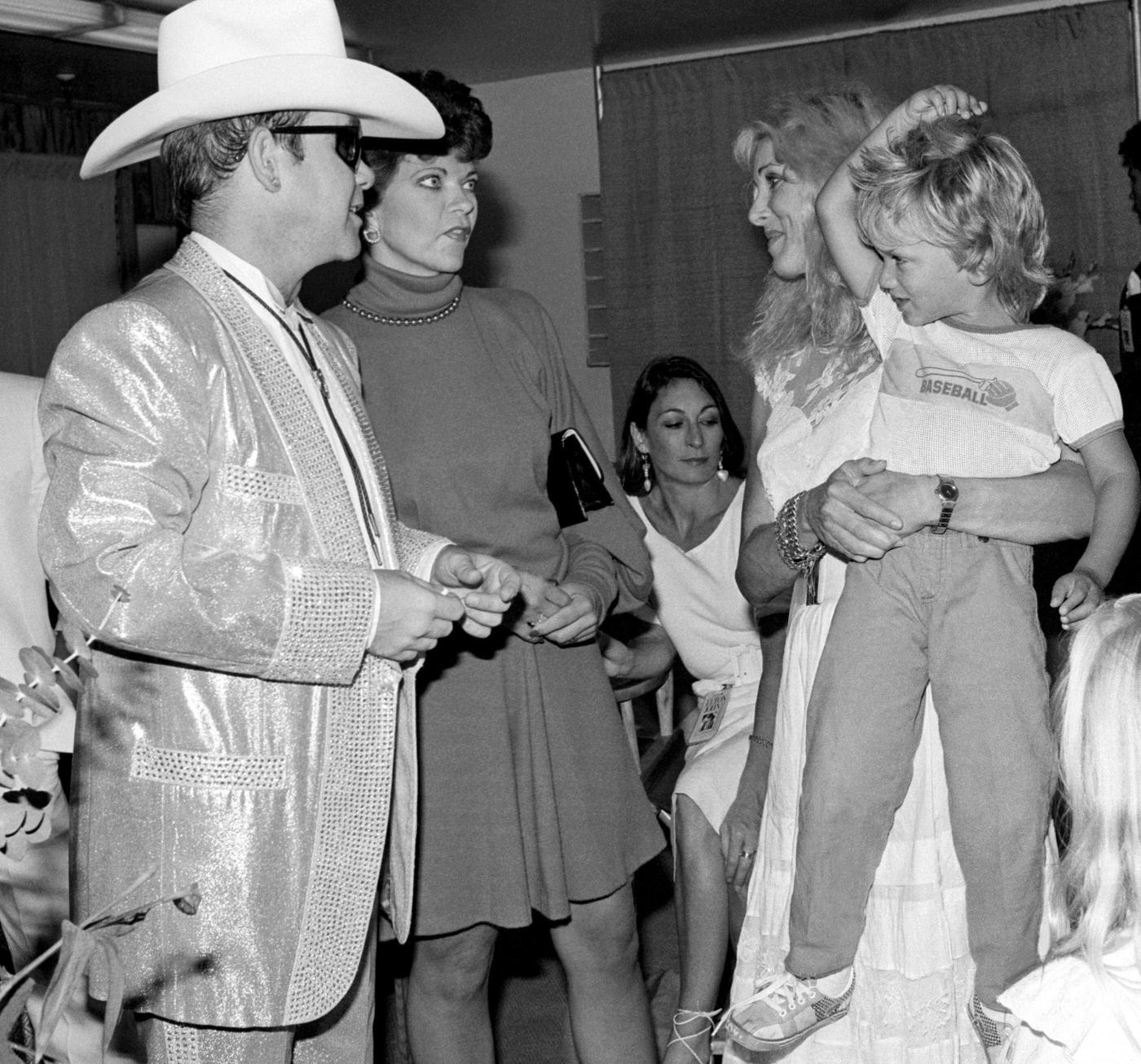 Elton John With His Wife Renate Blauel Talk To Rod Stewart'S Wife