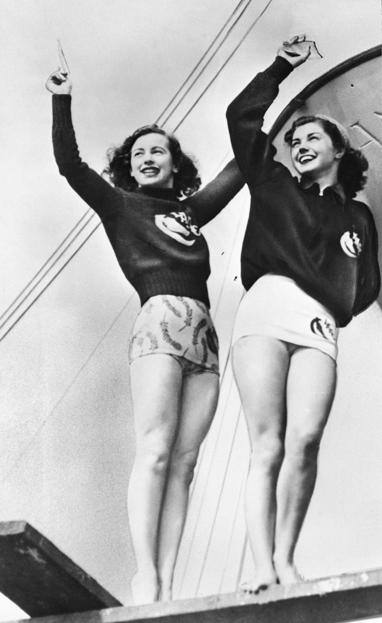 Virginia Hopkins With Esther Williams When They Were Both A Member Of The Los Angeles Athletic Club Olympic Swimming Champions.