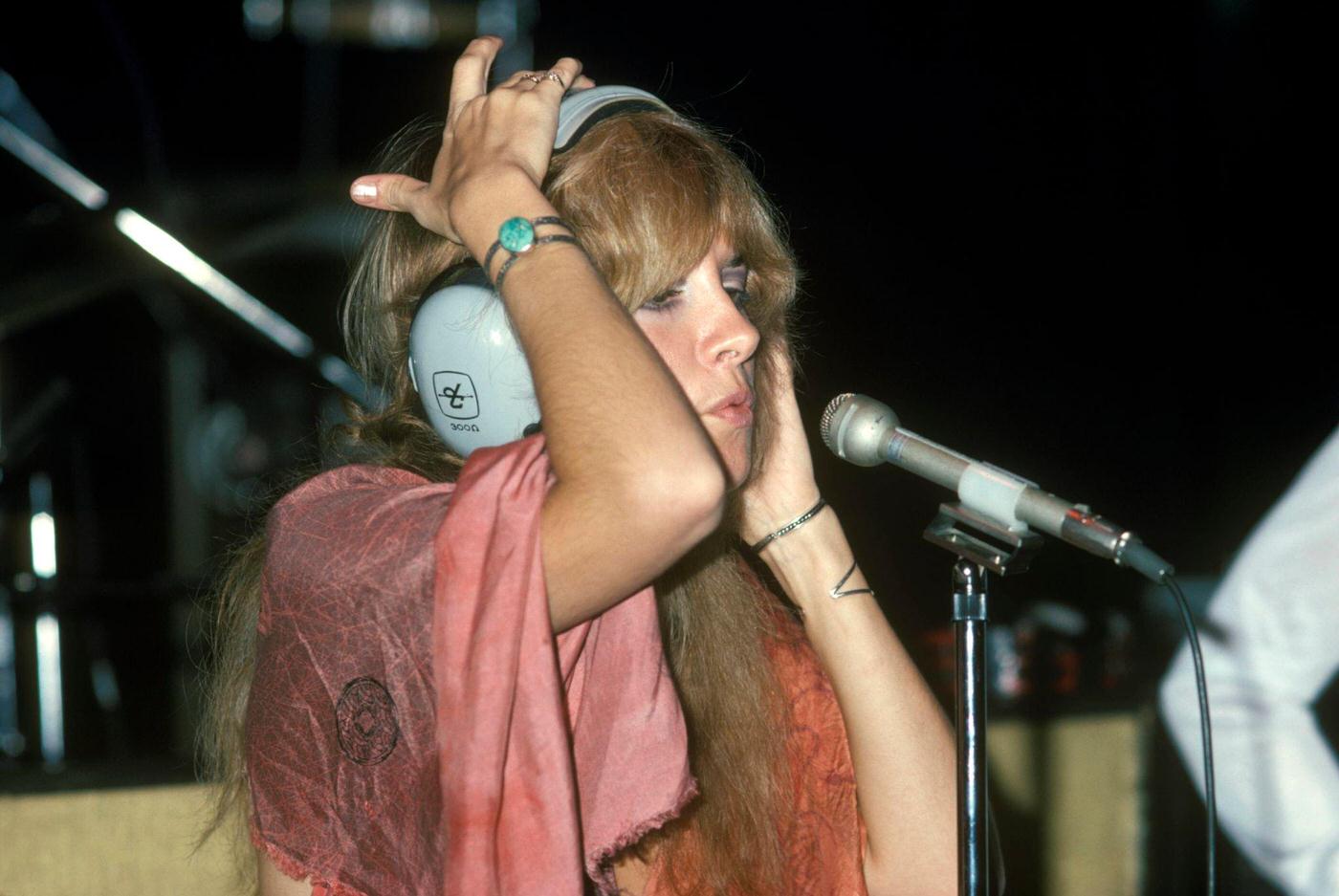 Stevie Nicks And Fleetwood Mac, Stevie Nicks In The Recording Studio