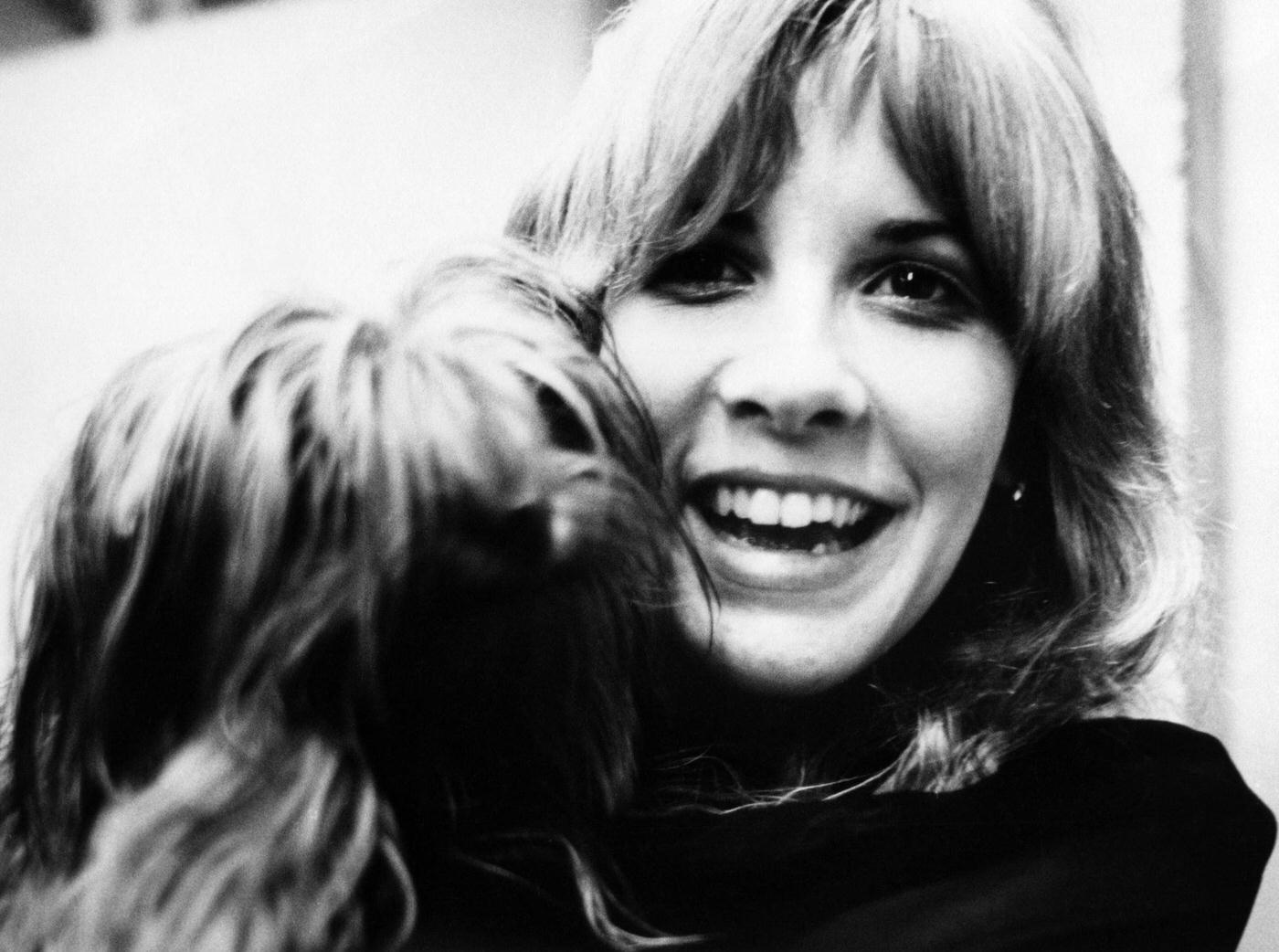 Stevie Nicks And Fleetwood Mac, Stevie Nicks In The Recording Studio, With Dog