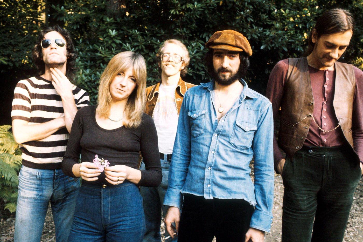 Fleetwood Mac In September 1973. Left To Right Are Bob Weston, Christine Mcvie, Bob Welch, John Mcvie And Mick Fleetwood.