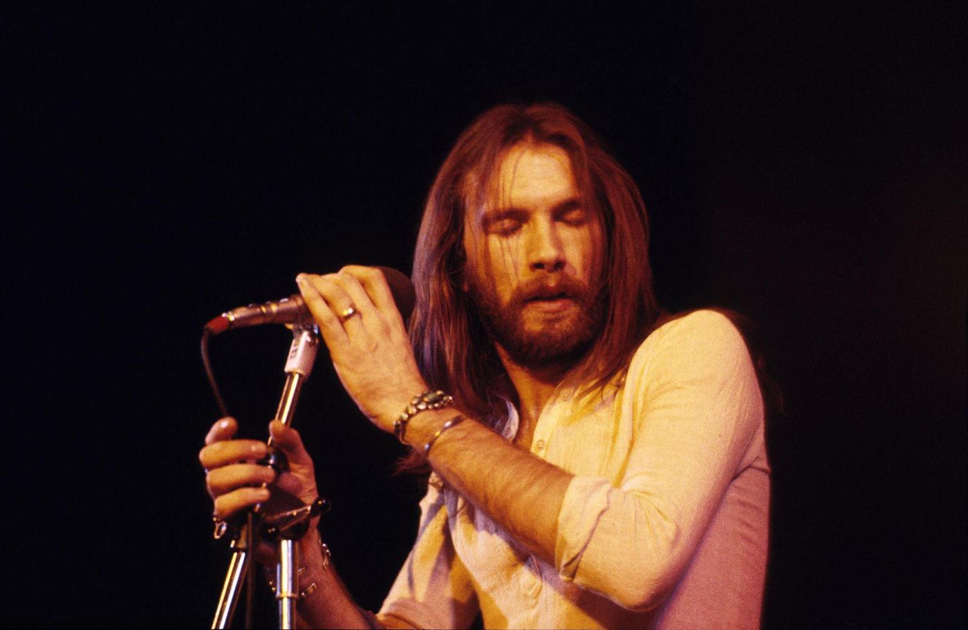 Dave Walker And Fleetwood Mac, Dave Walker Performing Live Onstage At Sundown