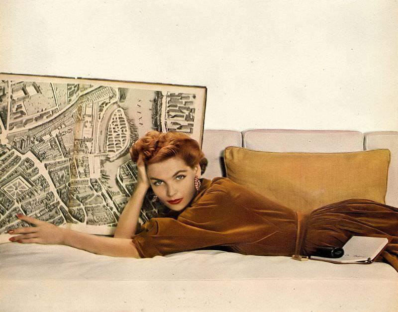 Georgia Hamilton In Crompton Velvet Shirtdress By Herbert Sondheim, Harper'S Bazaar, October 1952