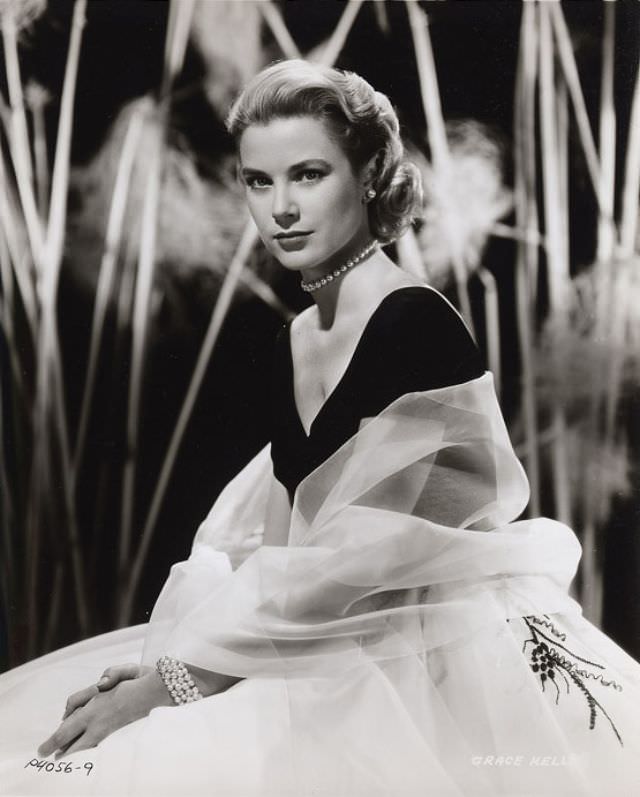 The Timeless Grace Of Grace Kelly: Her Star-Making Performance In Rear Window
