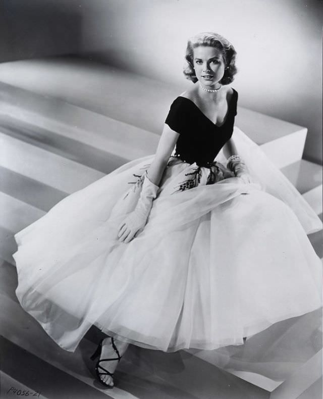 The Timeless Grace Of Grace Kelly: Her Star-Making Performance In Rear Window