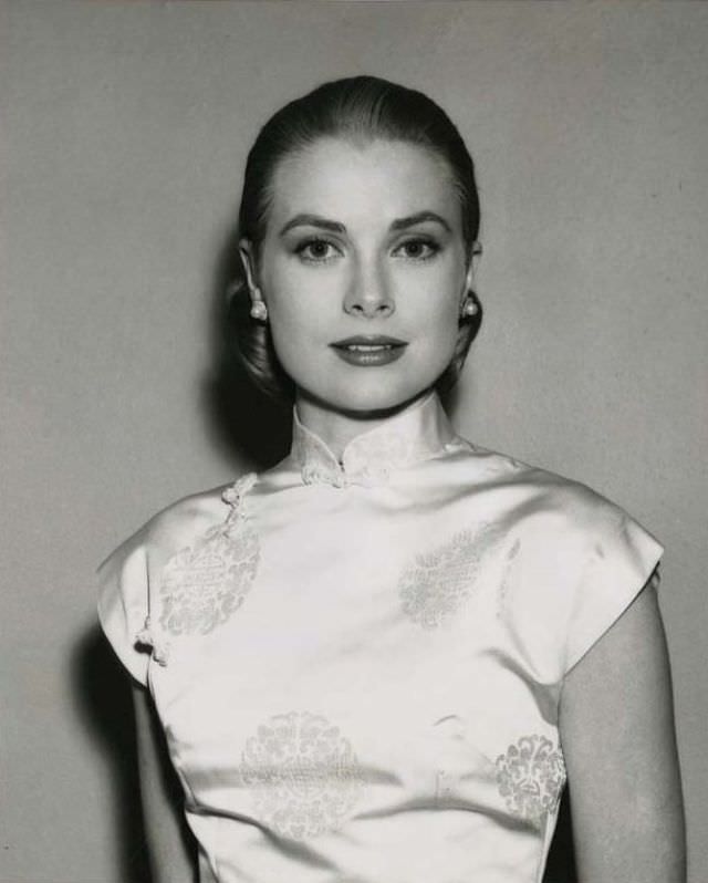 The Timeless Grace Of Grace Kelly: Her Star-Making Performance In Rear Window