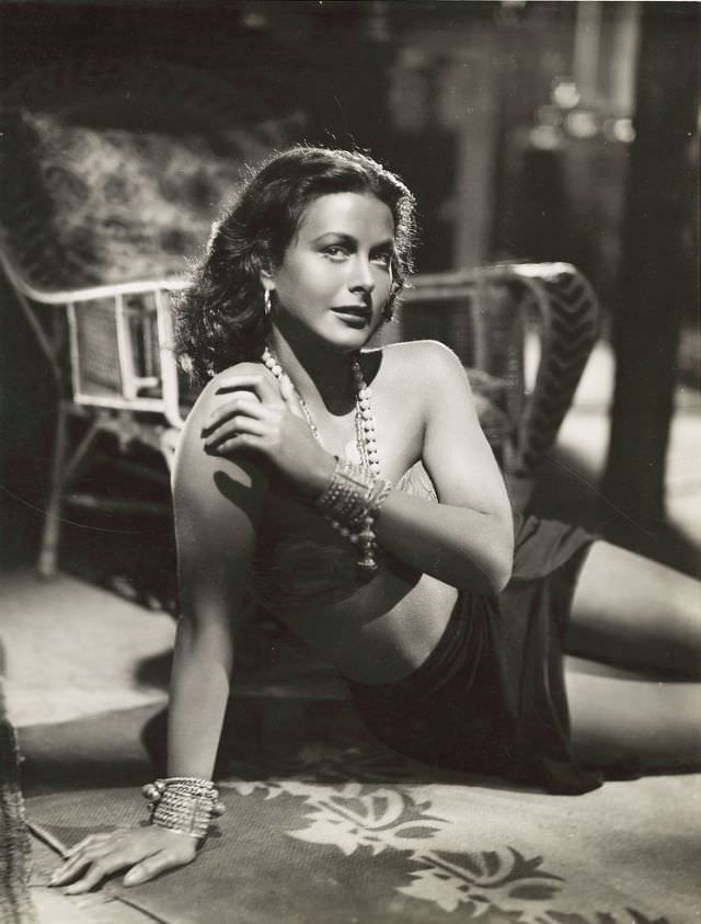 The Sensational Hedy Lamarr In 'White Cargo': A Film Not To Be Missed!