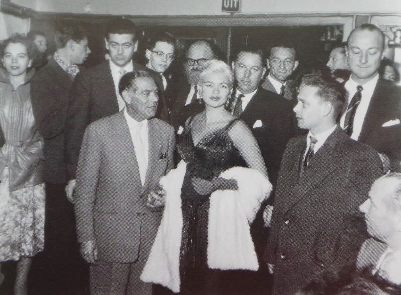 The Blonde Bombshell In The Lowlands: Jayne Mansfield'S Visit To The Netherlands In 1957
