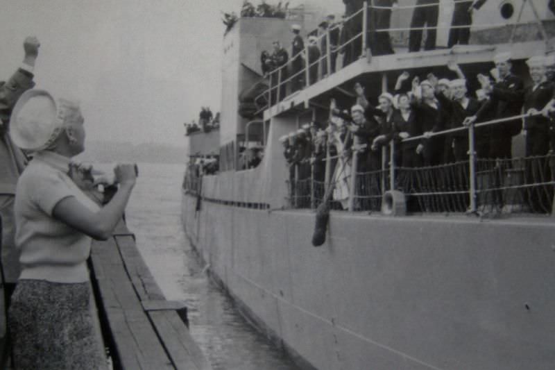 The Blonde Bombshell In The Lowlands: Jayne Mansfield'S Visit To The Netherlands In 1957