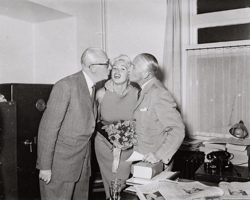 The Blonde Bombshell In The Lowlands: Jayne Mansfield'S Visit To The Netherlands In 1957