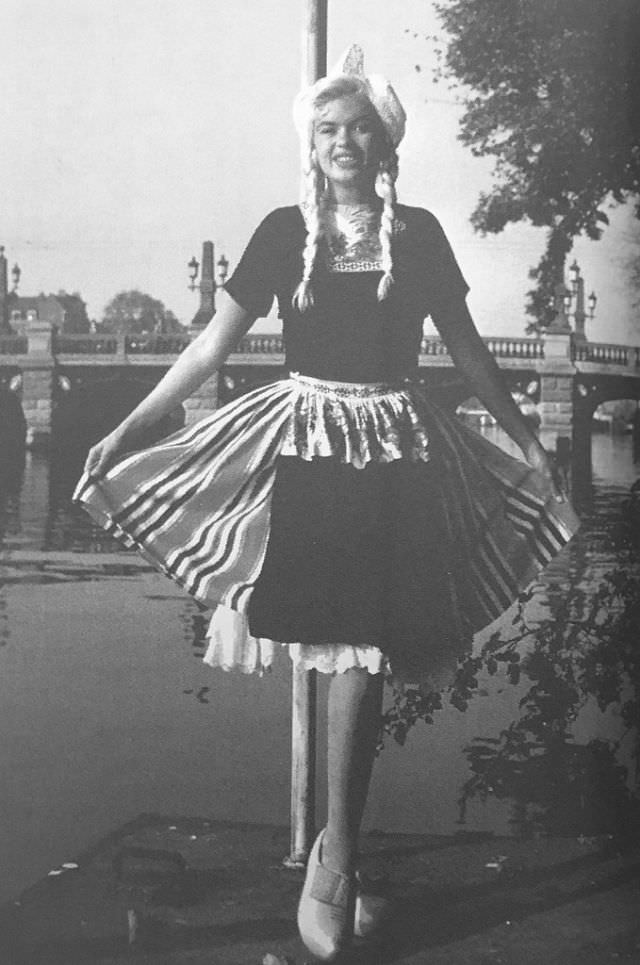 The Blonde Bombshell In The Lowlands: Jayne Mansfield'S Visit To The Netherlands In 1957
