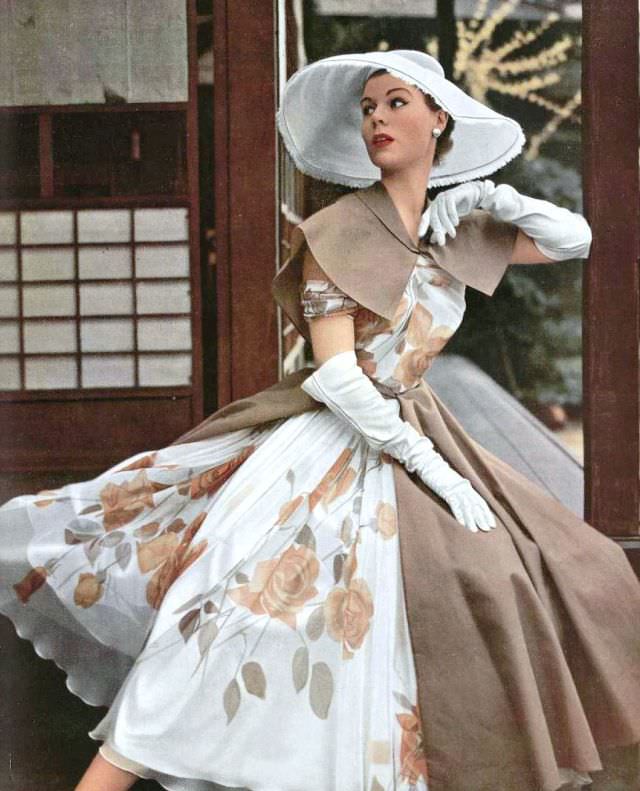 Stella In Print Mousseline And Organdy Manteau Perfect For A Garden Party By Grès, 1953