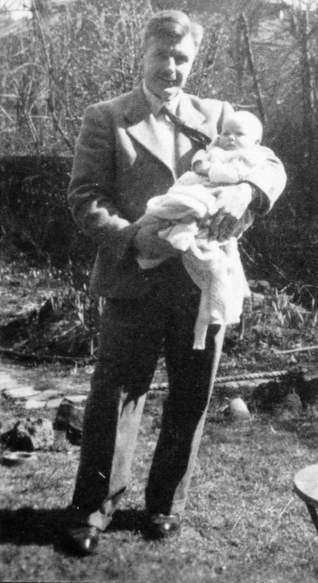 The Bohemian Princess: Marianne Faithfull'S Childhood Photos Of Art And Music