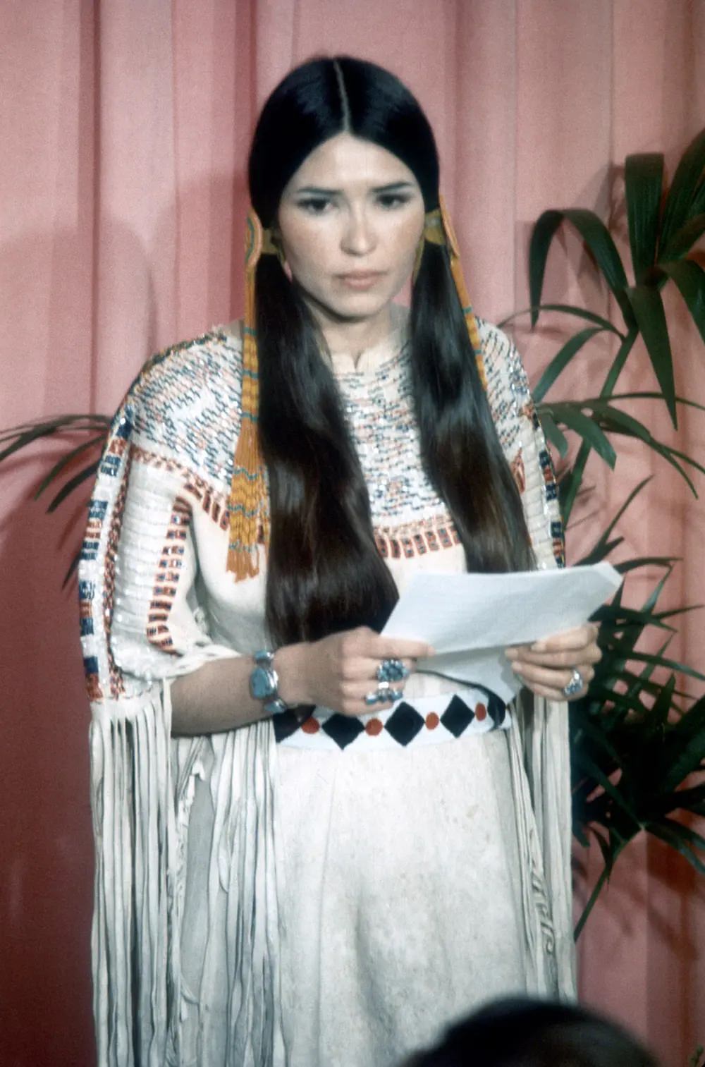 Littlefeather Reads Brando’s Full Statement To The Press.